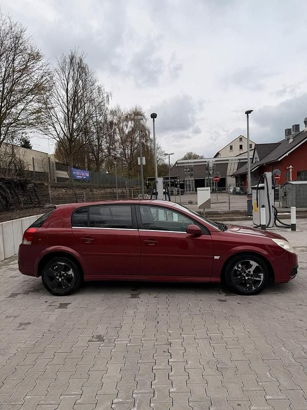 Gebraucht Opel Signum 150 PS (110 kW) 2007 Rot Kleinwagen