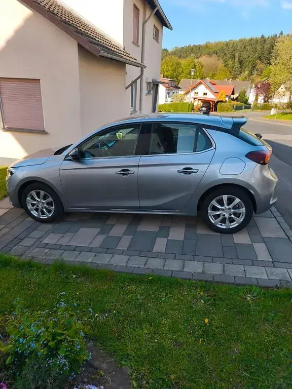 Usata Opel Corsa Elegance 101 CV (74 kW) 2019 Argento Utilitaria