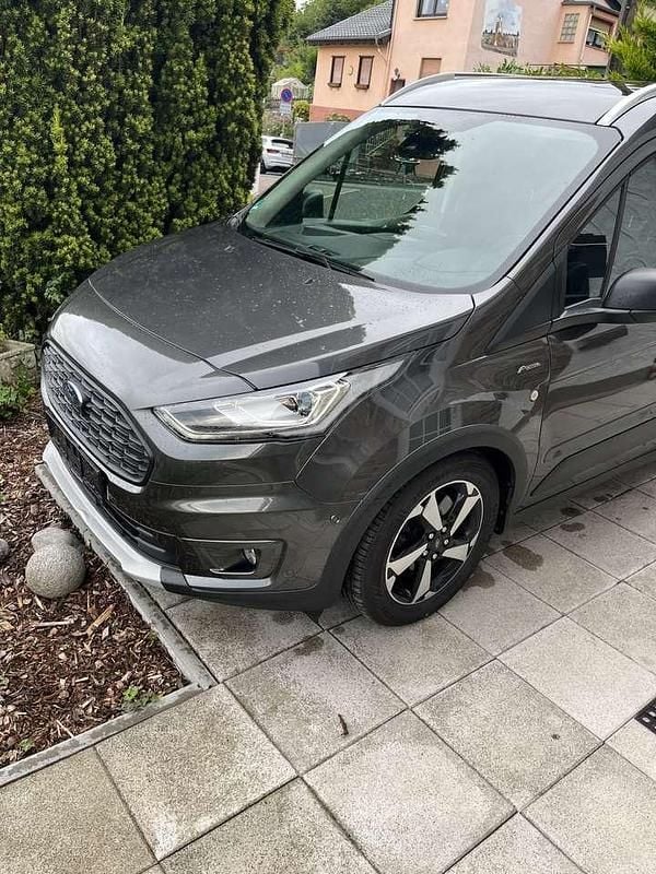 Gebraucht 2021 Ford Tourneo Connect Active Van / Kleinbus | 23.600 € (Superpreis) - Bild 1/4