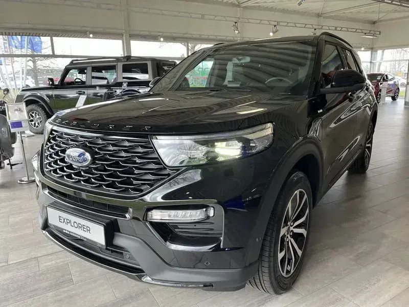 Obsidianschwarz Gebraucht 2024 Ford Explorer ST-Line SUV | 74.990 € - Bild 1/4