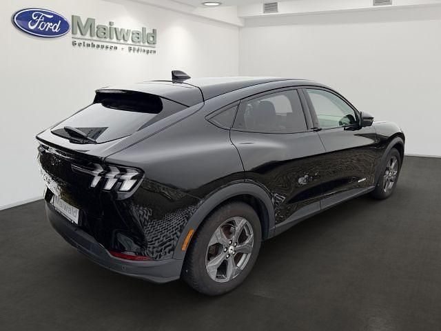 Gebraucht Ford Mustang Mach-E Basis 197 kW (269 PS) 2022 Iridiumschwarz metallic (metallic) SUV