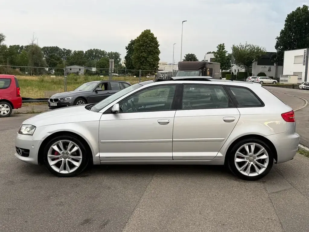 Gebraucht Audi A3 Sportback Ambition 125 PS (91 kW) 2012 Silber Kleinwagen