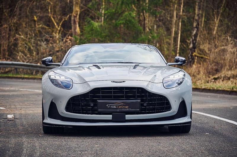 Gebraucht Aston Martin DB12 680 PS (500 kW) 2024 Grau Cabrio