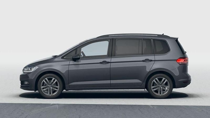 Gebraucht VW Touran 150 PS (110 kW) 2024 Grau Van / Kleinbus