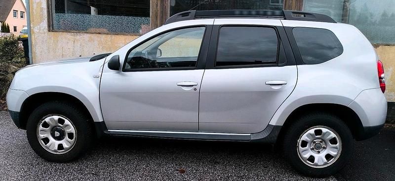 Gebraucht Dacia Duster 109 PS (80 kW) 2015 Silber SUV