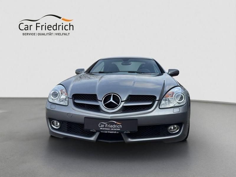 Gebraucht Mercedes SLK200 184 PS (135 kW) 2010 Silber Cabrio