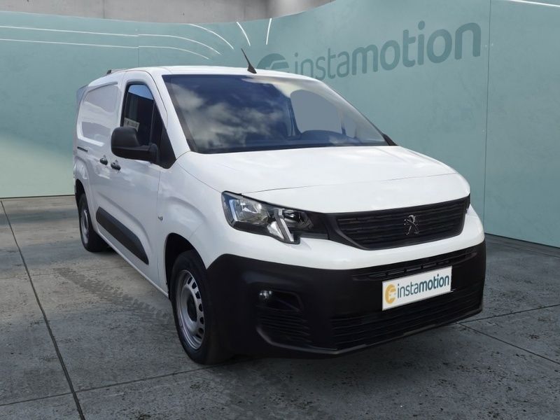Weiß Gebraucht 2021 Peugeot Partner Premium Van | 14.940 € (Etwas zu teuer) - Bild 1/4