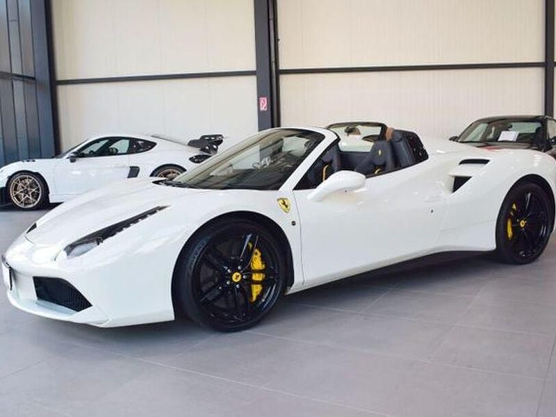 Weiß Gebraucht 2019 Ferrari 488 Cabrio | 229.899 € - Bild 1/3