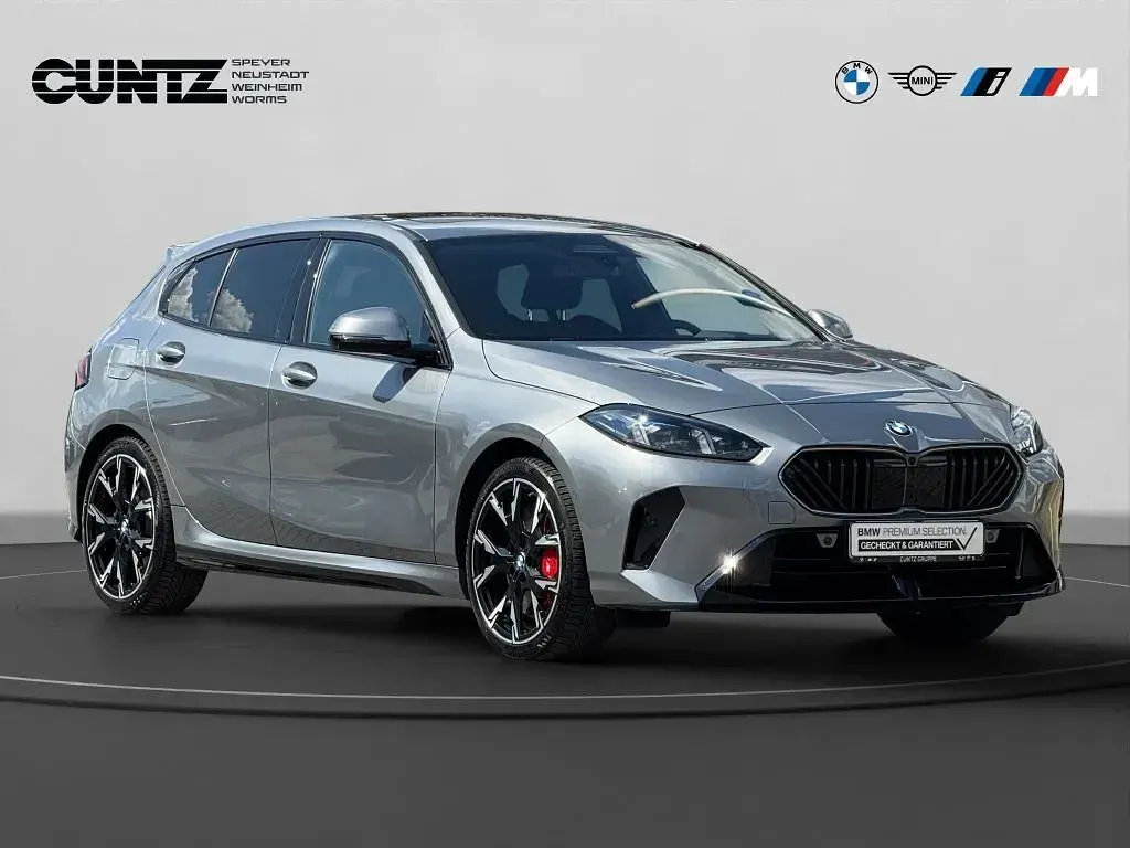 Gebraucht BMW 123 M Sport 218 PS (160 kW) 2025 Skyscraper grau metallic Kleinwagen
