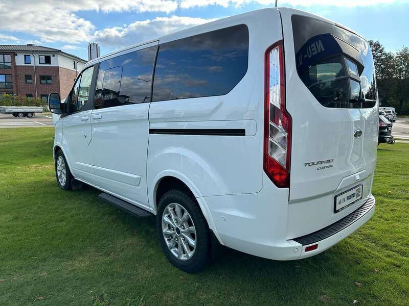 Gebraucht Ford Transit Custom Titanium X 150 PS (110 kW) 2023 Frostweiß Van