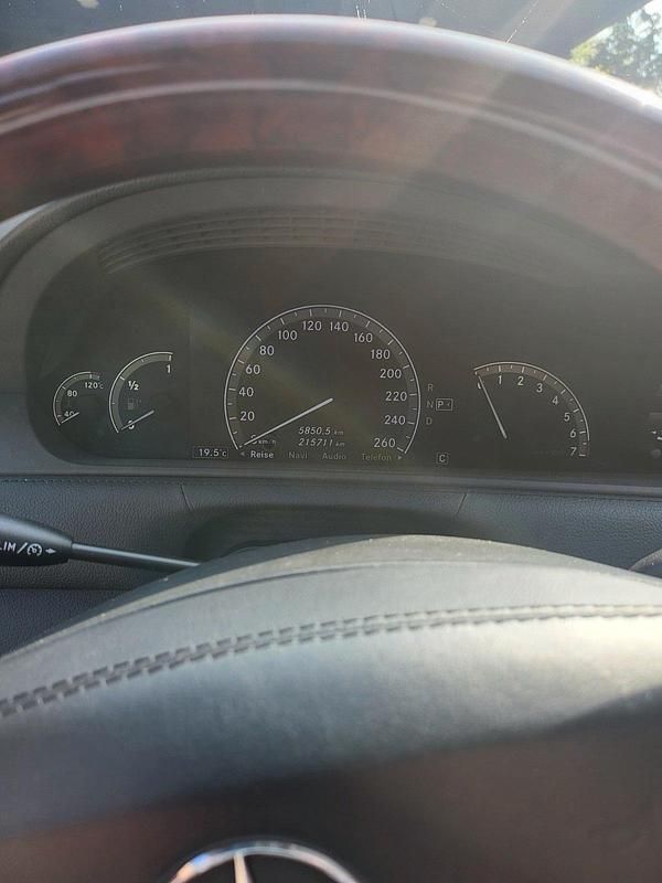 Second-hand Mercedes CL500 2007 Alb Coupe