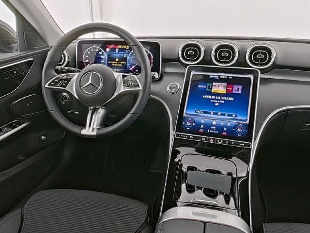Gebraucht Mercedes C220 Avantgarde 197 PS (144 kW) 2024 Schwarz Limousine