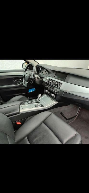 Second-hand BMW 535 306 CP (225 kW) 2012 Negru Berlinǎ