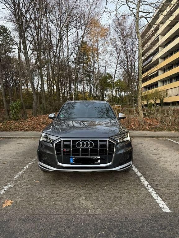 Grau Gebraucht 2021 Audi SQ7 Competition SUV | 57.500 € (Fairer Preis) - Bild 1/4