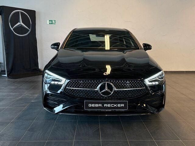 Gebraucht Mercedes CLA180 Advanced Plus 136 PS (100 kW) 2024 Schwarz Limousine