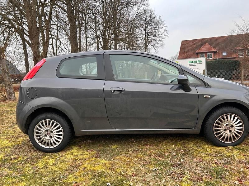 Gebraucht Fiat Punto 77 PS (56 kW) 2008 Grau Kleinwagen