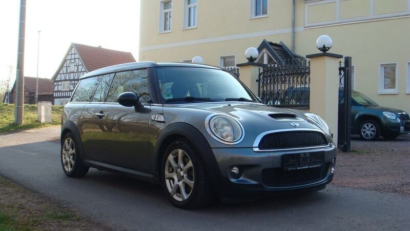 Grau Gebraucht 2010 Mini Cooper S Clubman Kombi | 3.690 € (Superpreis) - Bild 1/4