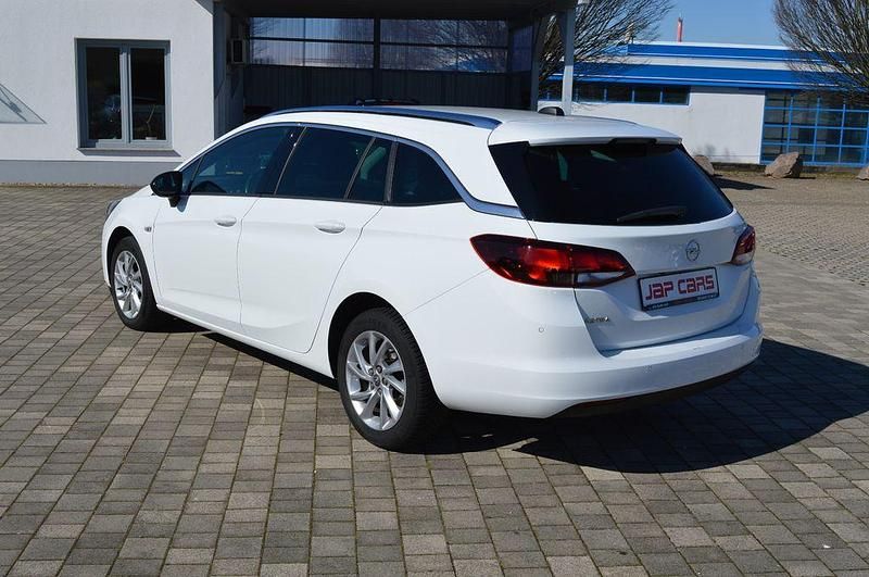 Gebraucht Opel Astra Elegance 122 PS (89 kW) 2021 Schneeweiß Kombi