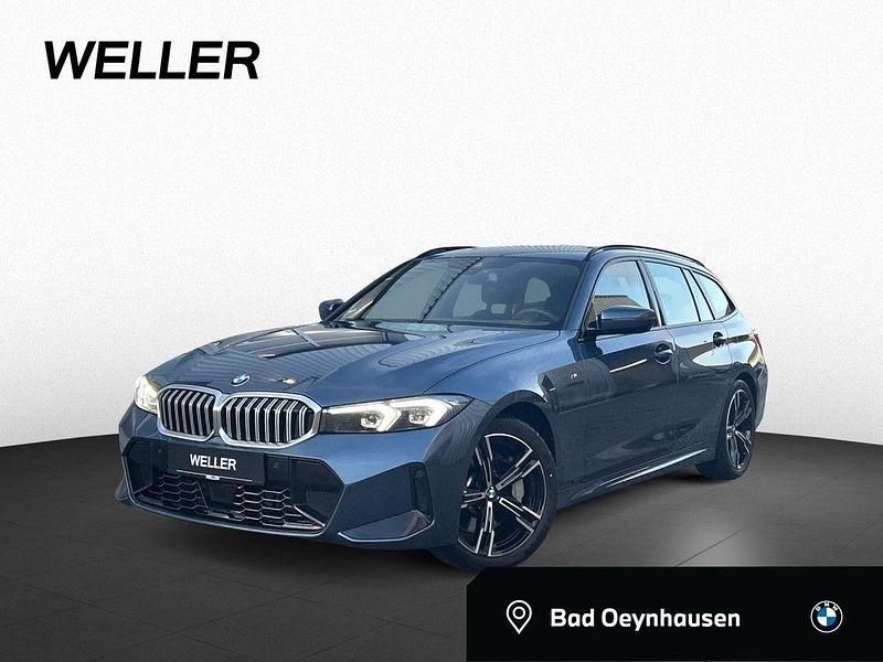 Arctic race blue (blau) Gebraucht 2025 BMW 330 M Sport Kombi | 40.444 € (Guter Preis) - Bild 1/4
