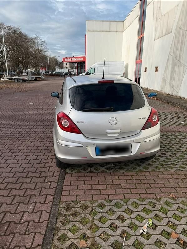 Gebraucht Opel Corsa 69 PS (50 kW) 2010 Silber Kleinwagen