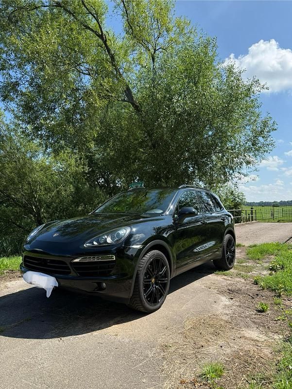 Schwarz Gebraucht 2011 Porsche Cayenne SUV | 21.000 € (Guter Preis) - Bild 1/4