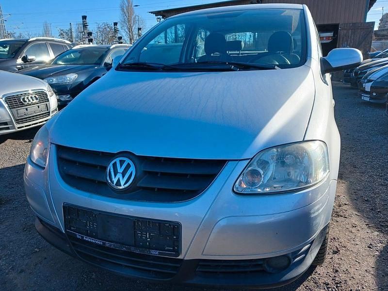 Gebraucht VW Fox Basis 54 PS (39 kW) 2007 Silber Kleinwagen
