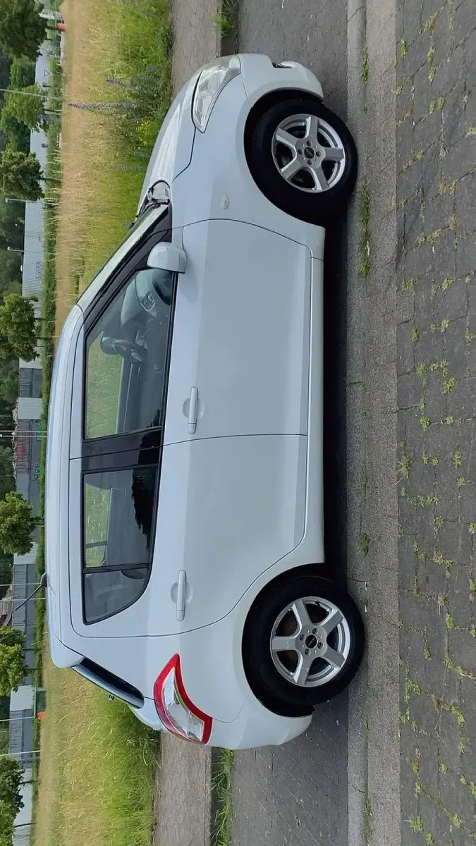 Gebraucht Suzuki Swift 94 PS (69 kW) 2012 Weiß Kleinwagen