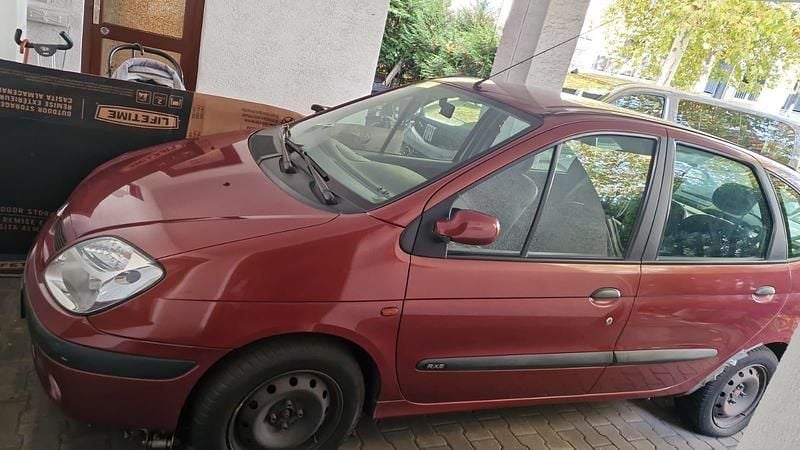 Andere farben Gebraucht 1999 Renault Scénic Van / Kleinbus | 550 € (Superpreis) - Bild 1/4