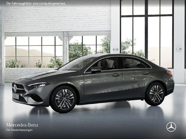 Gebraucht 2024 Mercedes A250 | 30.490 € (Guter Preis) - Bild 1/4