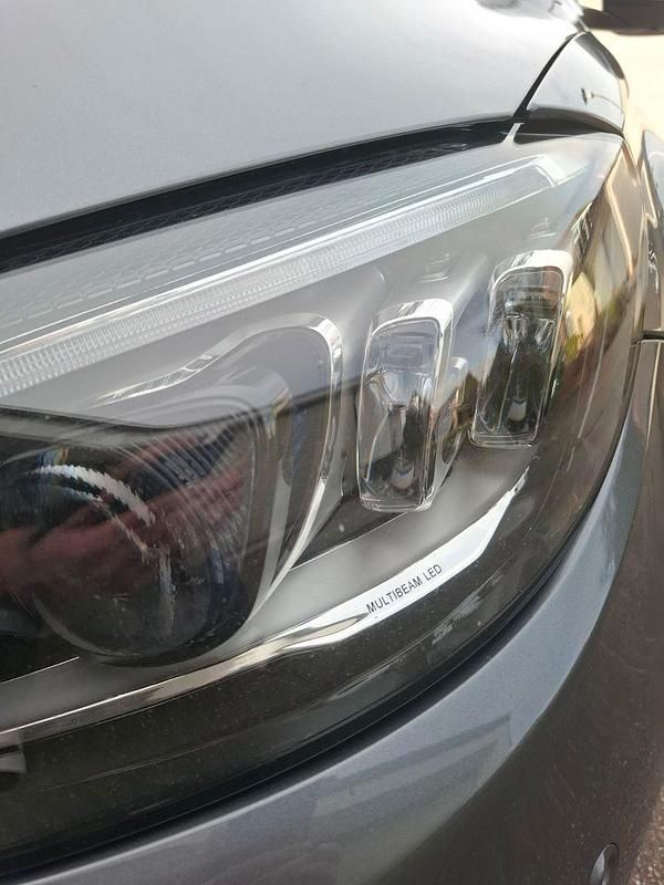 Gebraucht Mercedes C300 245 PS (180 kW) 2018 Grau Kombi