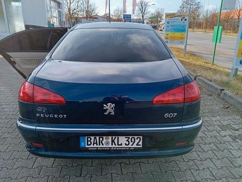 Gebraucht Peugeot 607 Premium 133 PS (97 kW) 2005 Blau Limousine