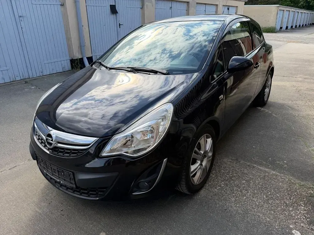 Occasion Opel Corsa Selection 101 ch (74 kW) 2011 Noir Citadine