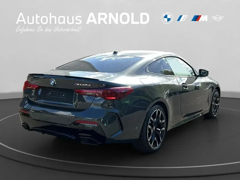 Neu BMW M440 Performance 340 PS (250 kW) 2026 Silber Limousine