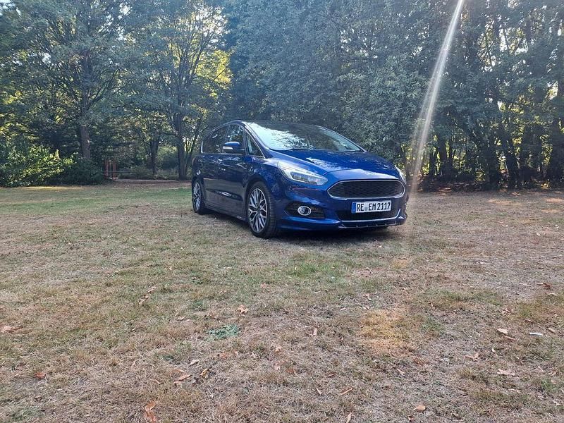 Gebraucht Ford S-MAX ST-Line 210 PS (154 kW) 2016 Blau Van / Kleinbus