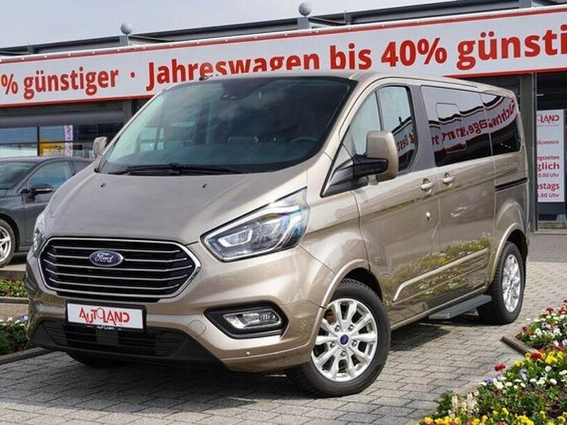 Gebraucht Ford Tourneo 131 PS (96 kW) 2021 Beige Van / Kleinbus