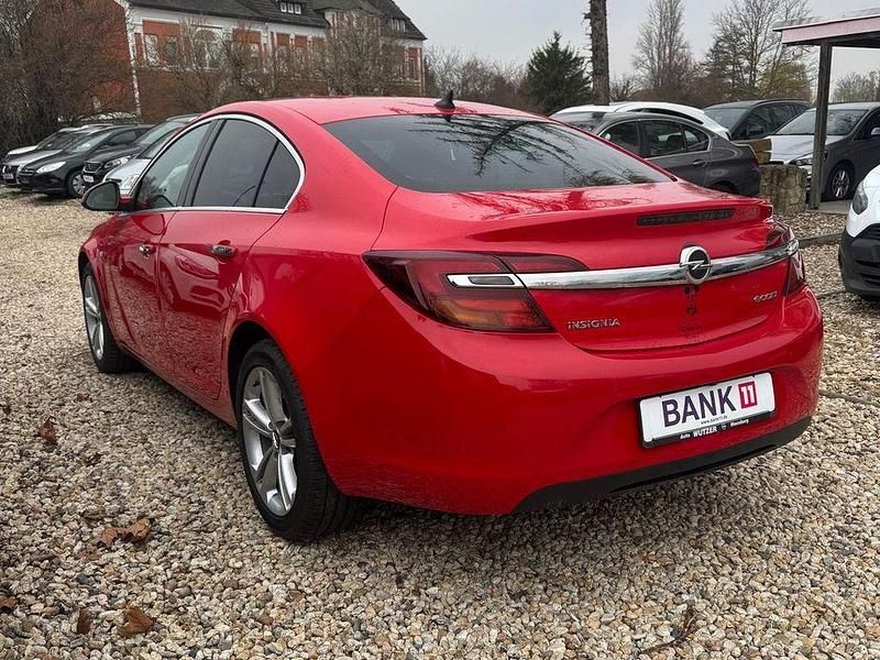 Gebraucht Opel Insignia Business Innovation 140 PS (102 kW) 2015 Rot Limousine