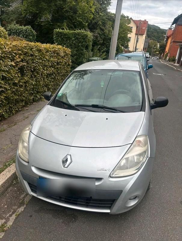 Silber Gebraucht 2009 Renault Clio II Expression Kleinwagen | 1.700 € (Superpreis) - Bild 1/4