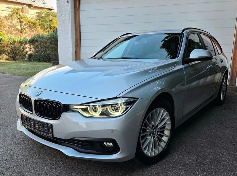 Silber Gebraucht 2016 BMW 320 Performance Kombi | 11.890 € (Guter Preis) - Bild 1/4