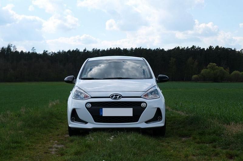Gebraucht Hyundai i10 YES! 87 PS (63 kW) 2019 Weiß Kleinwagen