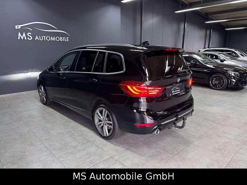 Gebraucht BMW 220 190 PS (139 kW) 2018 Schwarz ii/bonnet fluid black Van / Kleinbus