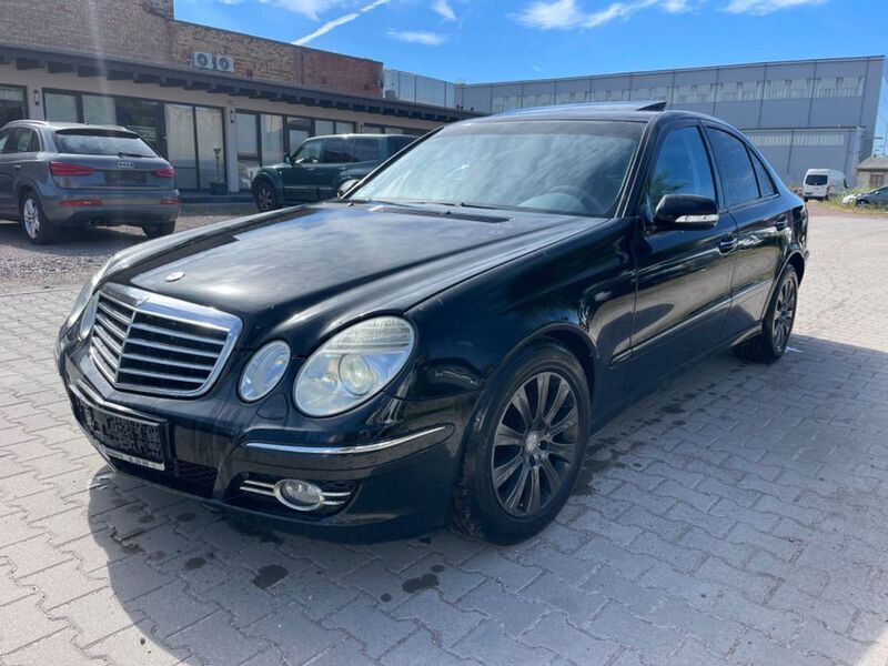 Schwarz Gebraucht 2008 Mercedes E220 Limousine | 5.499 € (Guter Preis) - Bild 1/4