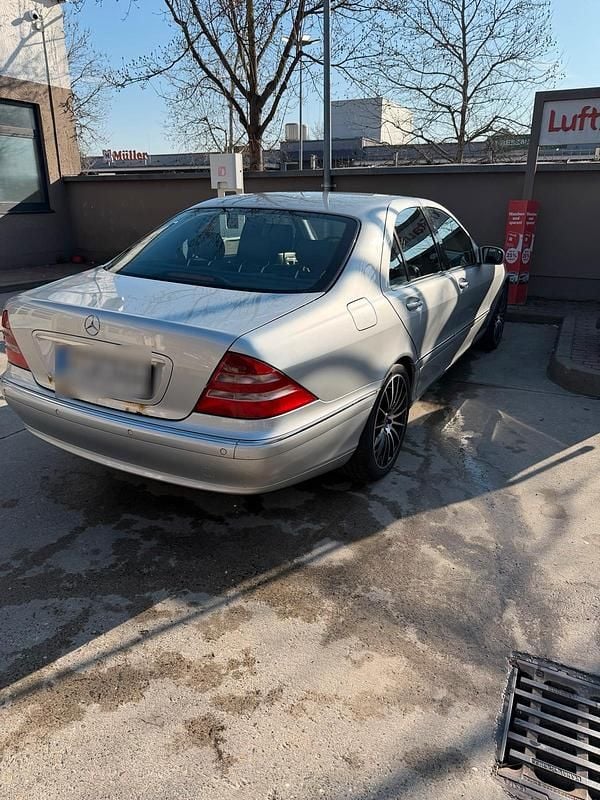 Gebraucht Mercedes S320 224 PS (164 kW) 2000 Silber Limousine