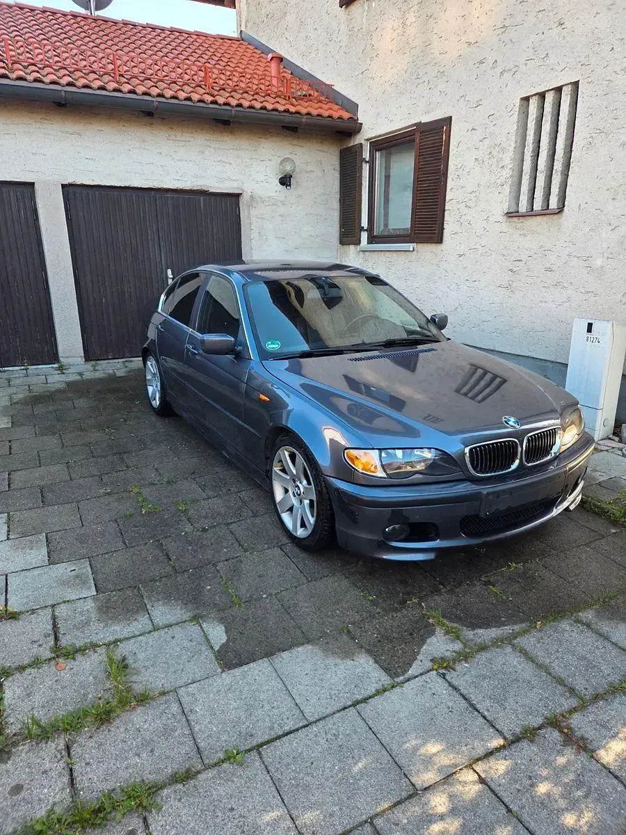 Gebraucht BMW 330 Performance 231 PS (169 kW) 2002 Grau Limousine