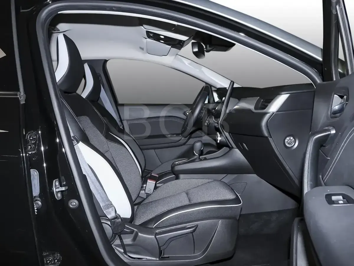 Gebraucht Renault Captur Techno 140 PS (102 kW) 2024 Zweifarbig: blackpe (schwarz) SUV