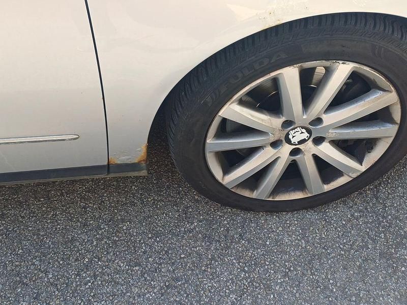 Gebraucht VW Passat Highline 250 PS (183 kW) 2009 Silber Kombi