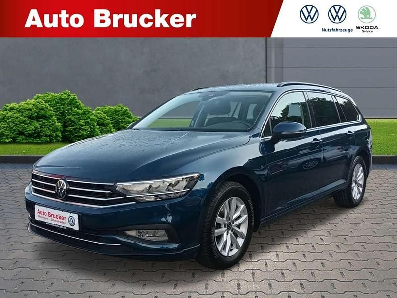 Blau Gebraucht 2022 VW Passat Kombi | 25.870 € (Fairer Preis) - Bild 1/4