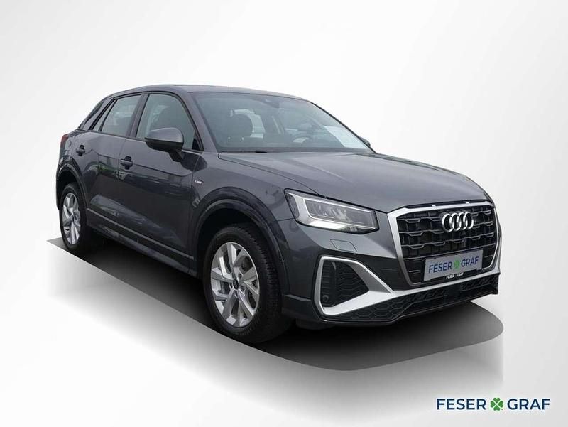 Gebraucht Audi Q2 S-Line 150 PS (110 kW) 2025 Daytonagrau perleffekt SUV