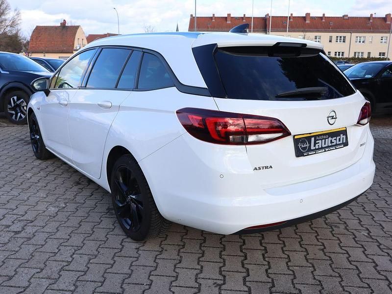 Gebraucht Opel Astra 125 PS (91 kW) 2018 Weiß Kombi