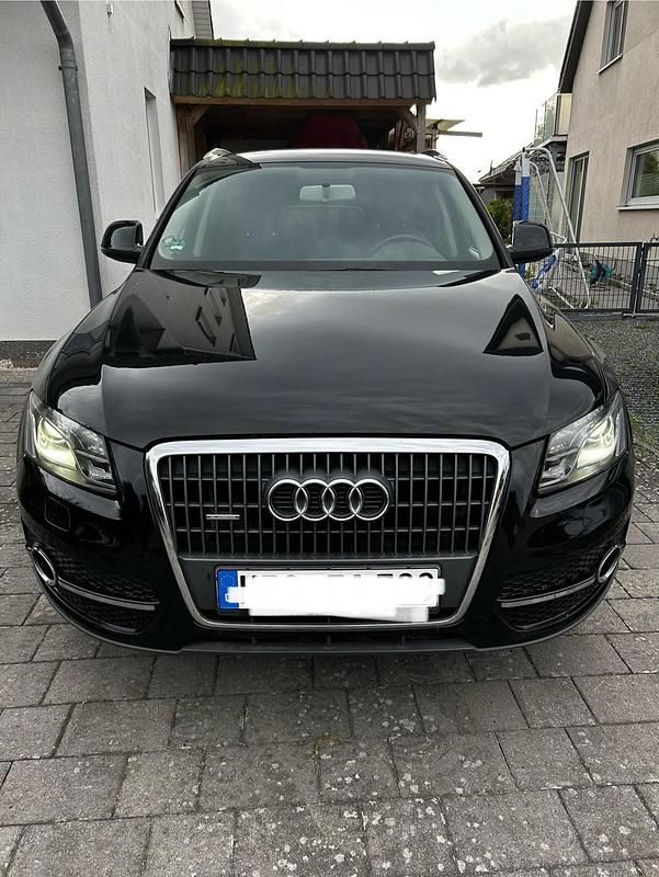 Schwarz Gebraucht 2009 Audi Q5 SUV | 10.000 € (Guter Preis) - Bild 1/4