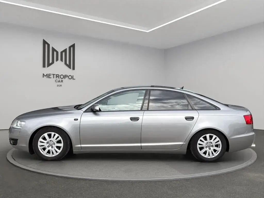 Usata Audi A6 Comfort 177 CV (130 kW) 2004 Grigio Berlina